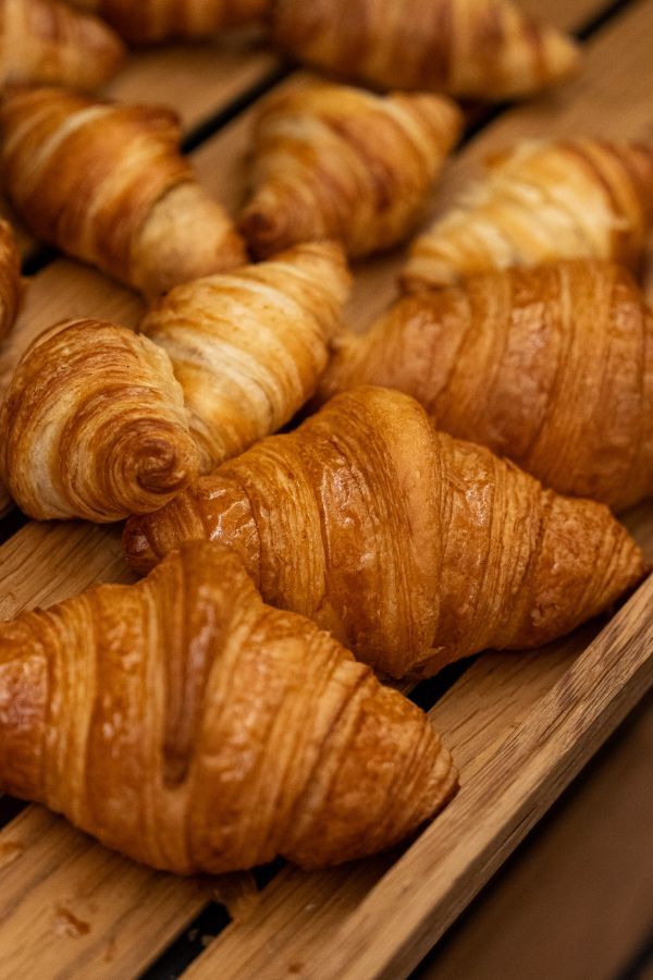 petit déjeuner luxe gastronomie buffet champs Elysées French breakfast terrasse paris 8e 